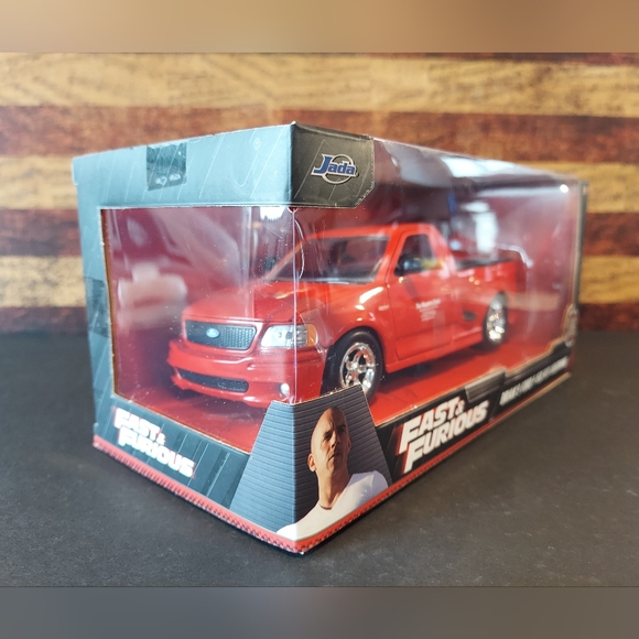 FORD F-150 SVT LIGHTNING - Picture 3 of 6